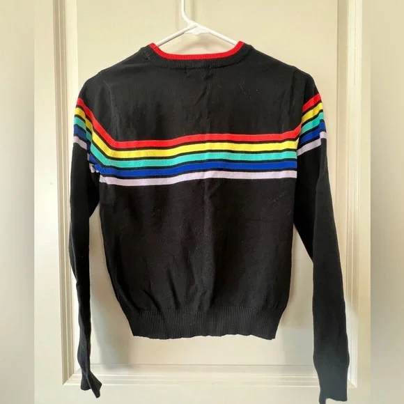 Forever 21 Women’s Black striped Sweater. Size Small. NWT. - Picture 3 of 3